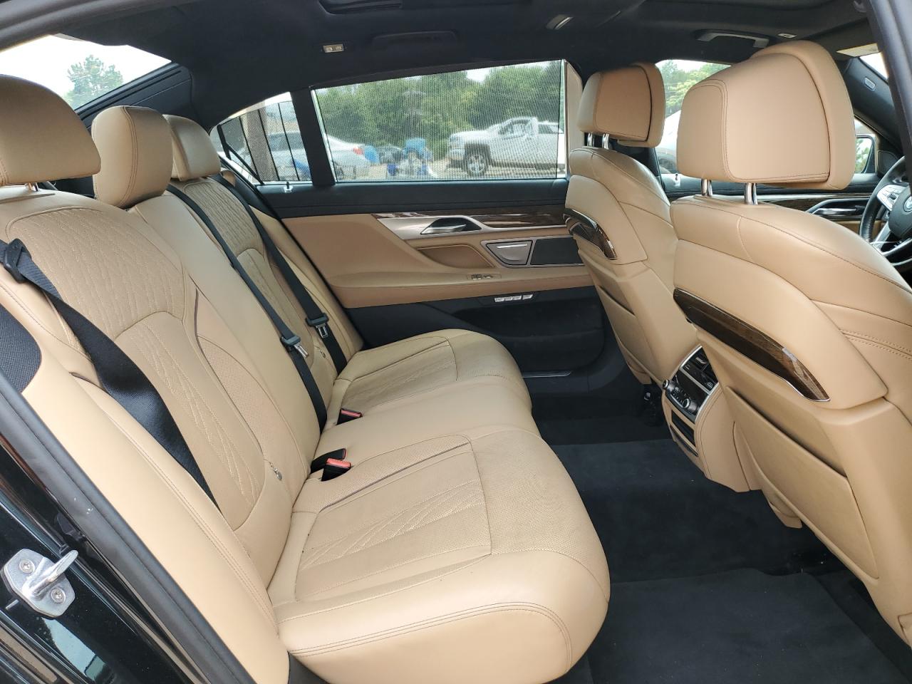 WBA7F2C57GG419400 2016 BMW 750 Xi