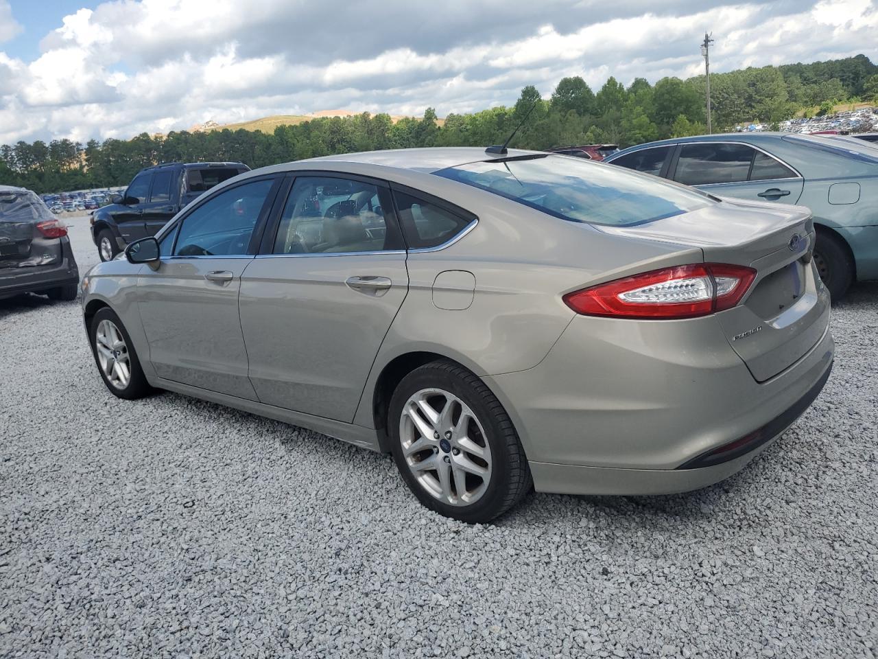 FORD FUSION SE 2015 beige sedan 4d gas 3FA6P0HDXFR185461 photo #3