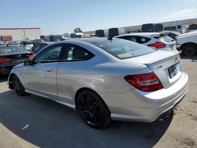 VIN WDDGJ4HB5DG071657 2013 Mercedes-Benz C-Class, 250 no.2