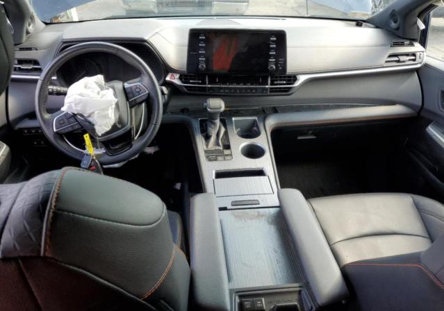 2021 TOYOTA SIENNA XSE - 5TDDSKFC8MS014398