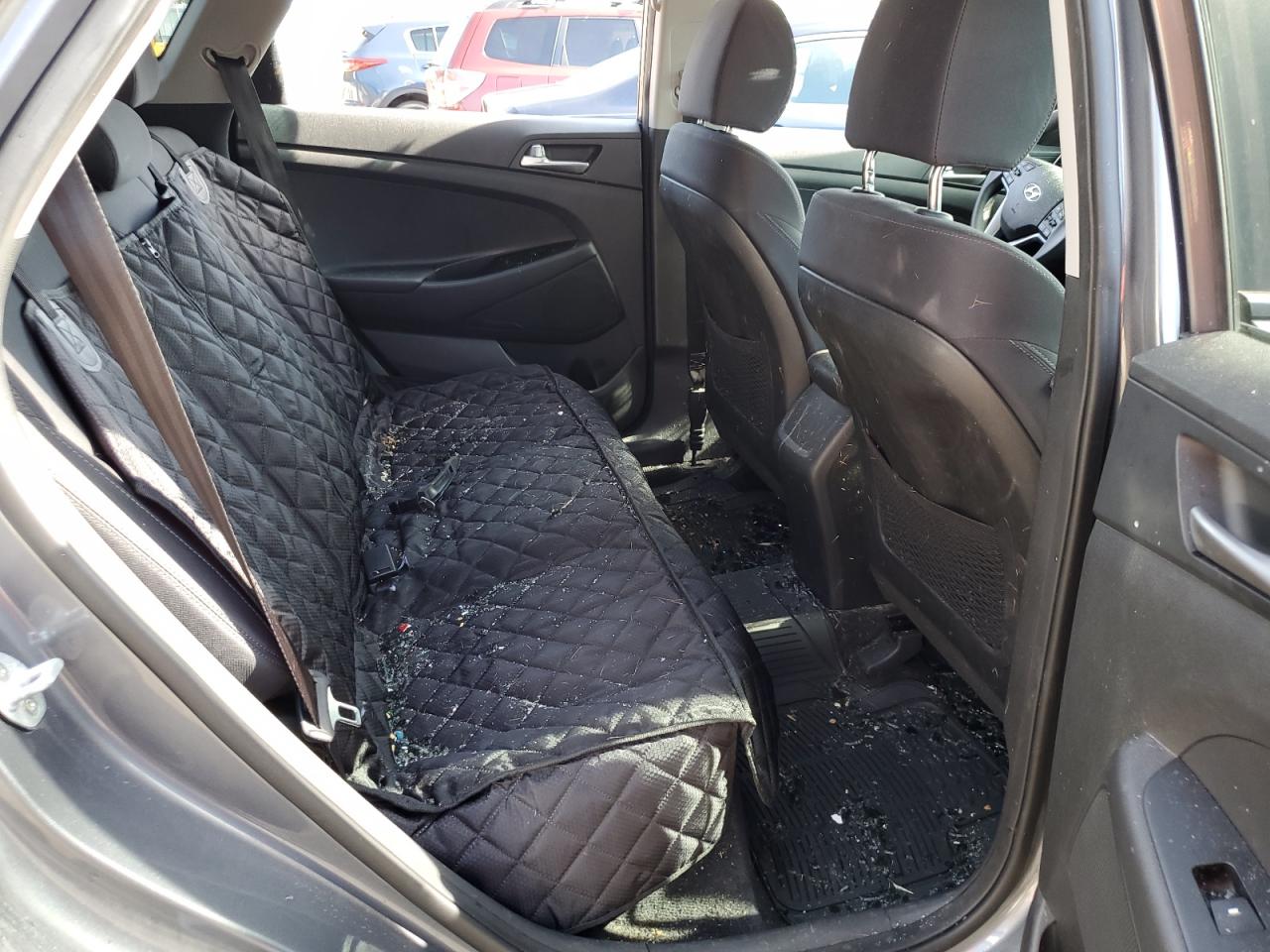 KM8J2CA4XKU883291 2019 Hyundai Tucson Se