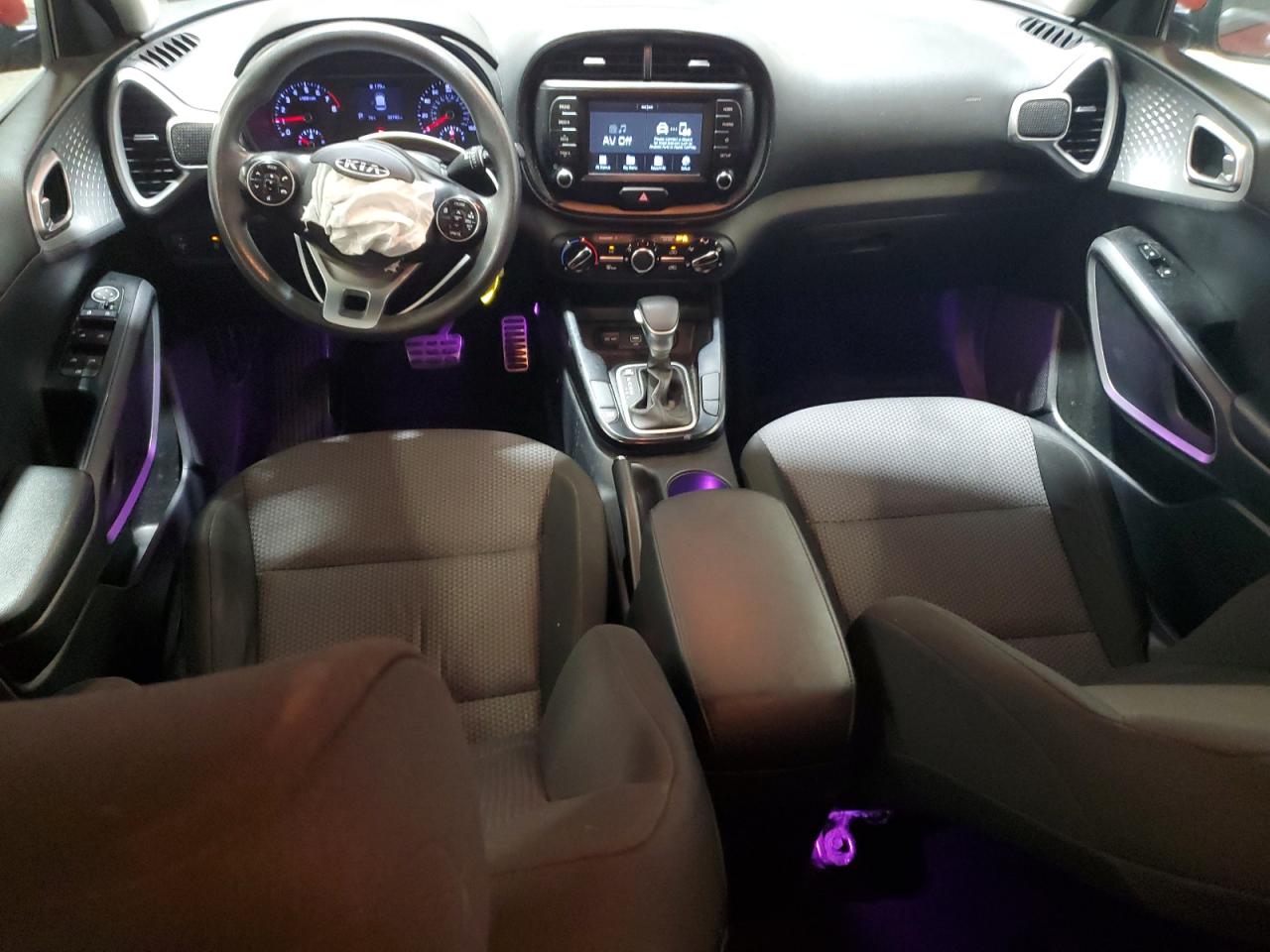 KNDJ23AU6L7103176 2020 Kia Soul Lx