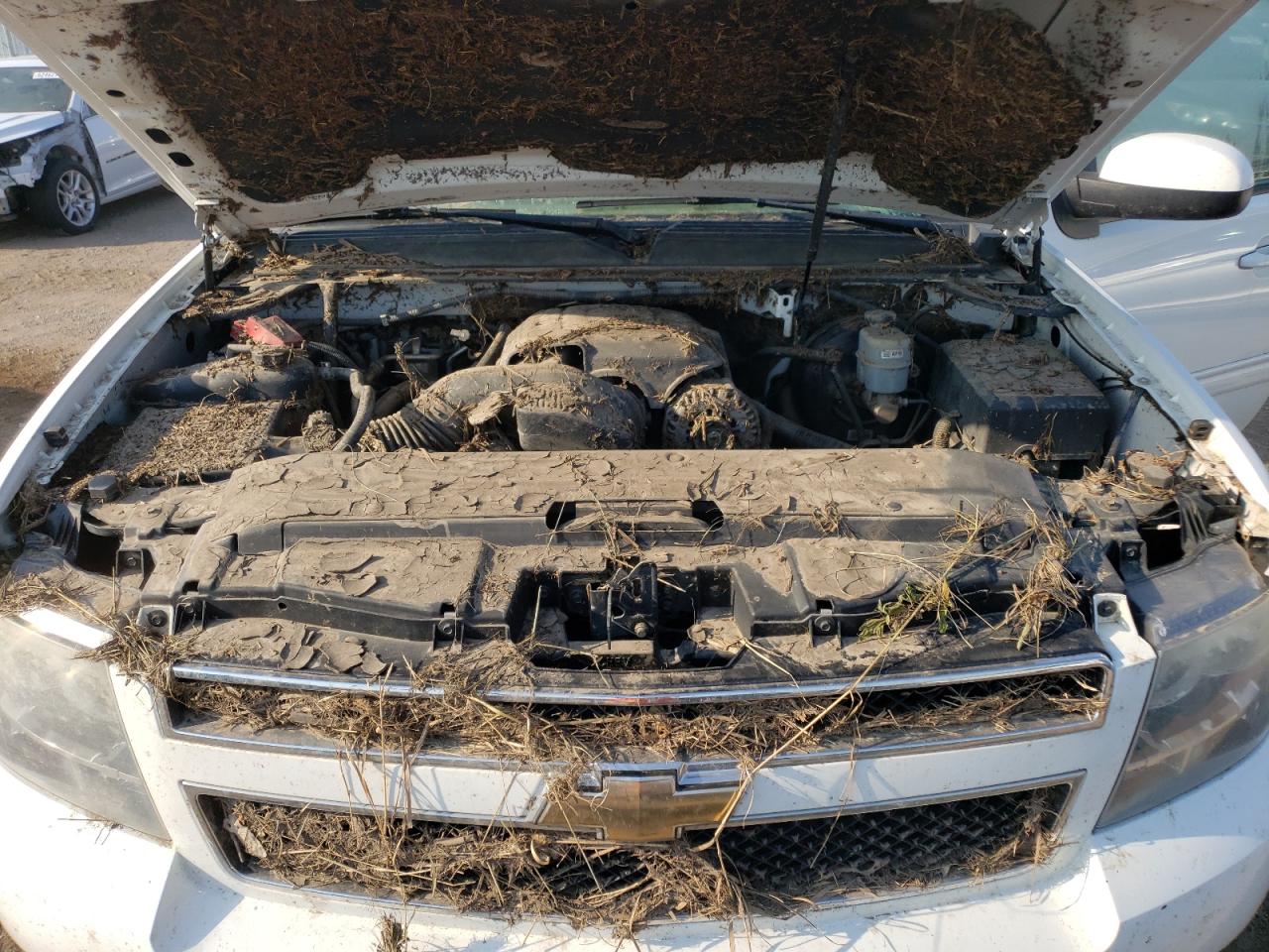 1GNUKBE09AR272261 2010 Chevrolet Tahoe K1500 Lt