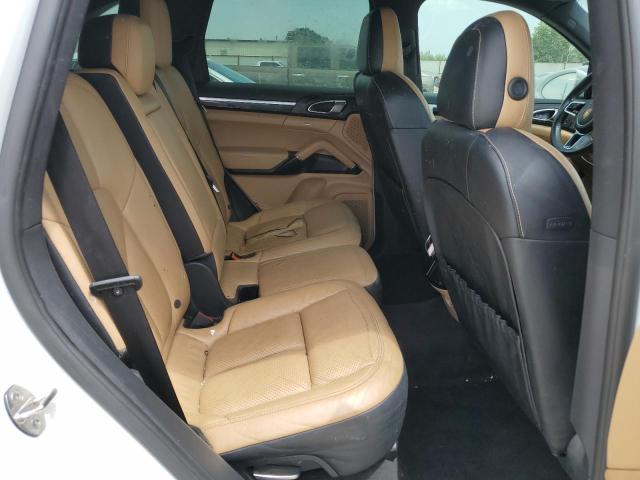 VIN WP1AA2A26GLA05286 2016 PORSCHE CAYENNE no.10