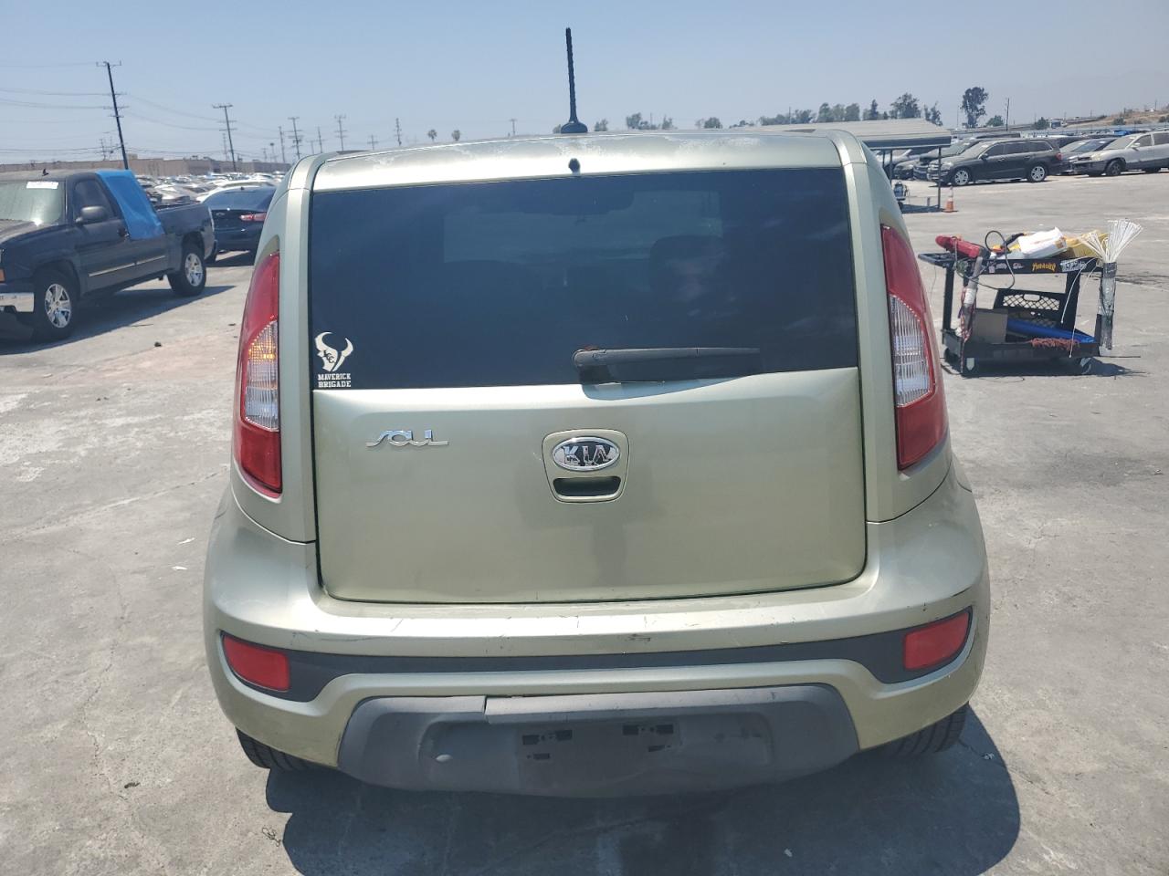 2012 Kia Soul + vin: KNDJT2A67C7410302