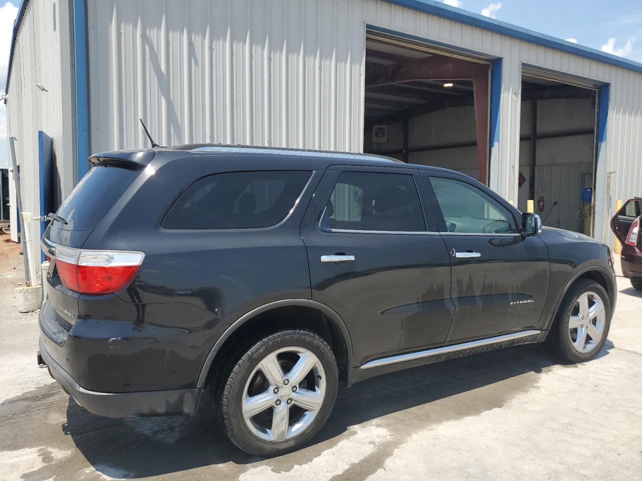 Lot #2706336094 2011 DODGE DURANGO CI