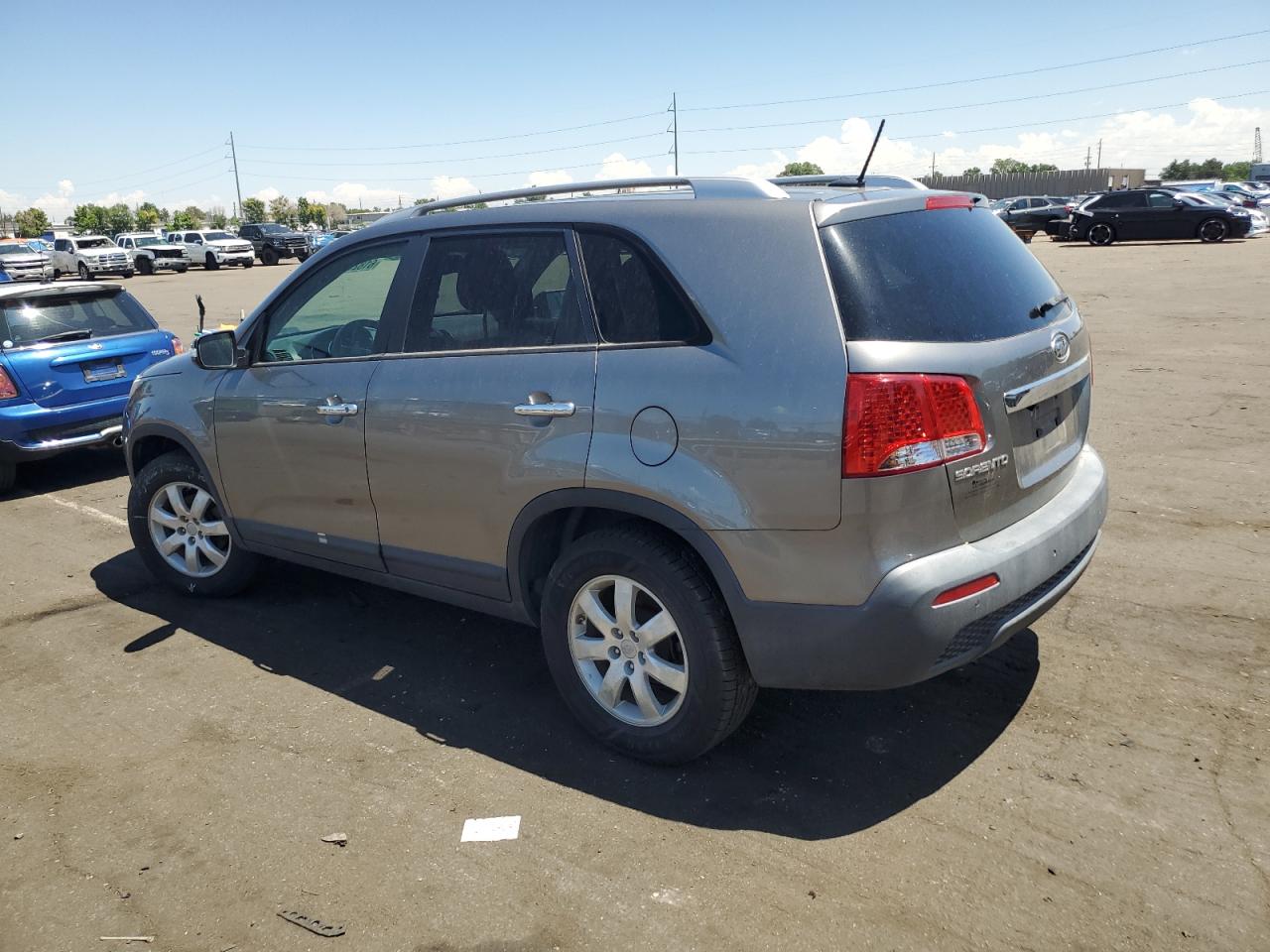 5XYKT3A11BG003429 2011 Kia Sorento Base 5XYKT3A11BG003429 2011 Kia Sorento Base