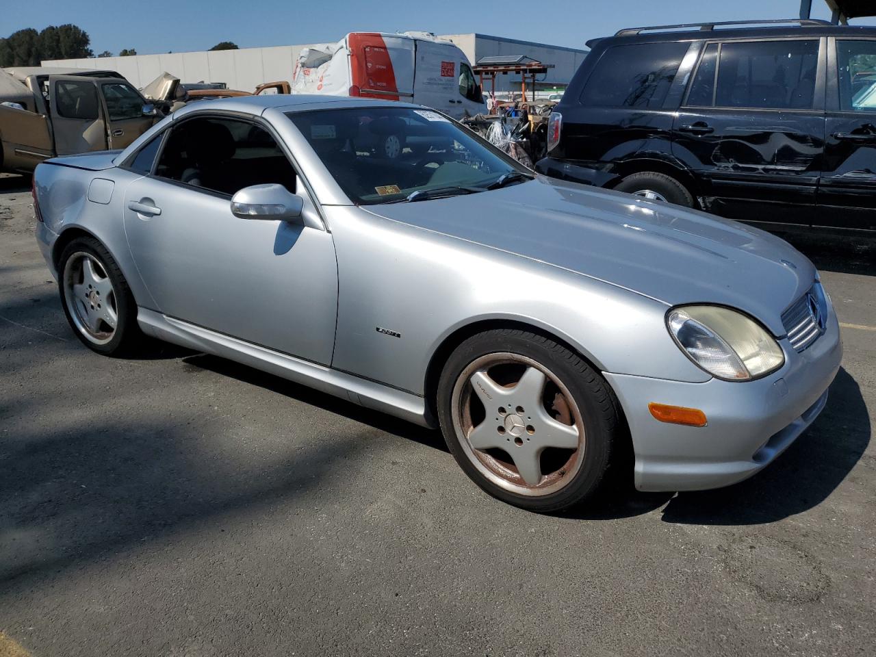 wdbkk49f01f172608 WDBKK49F01F172608 2001 Mercedes-Benz Slk 230 Kompressor