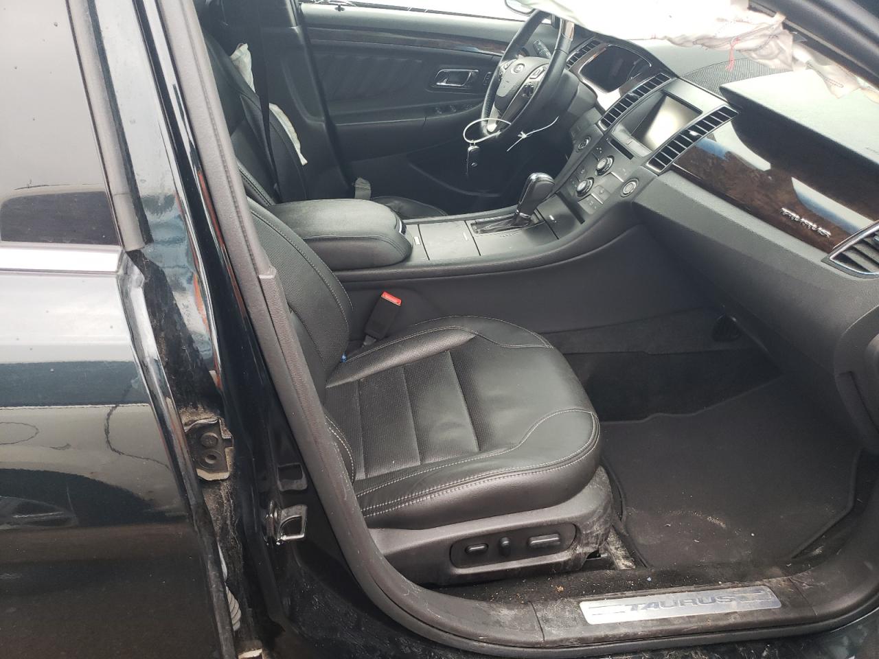 1FAHP2F89FG108601 2015 Ford Taurus Limited