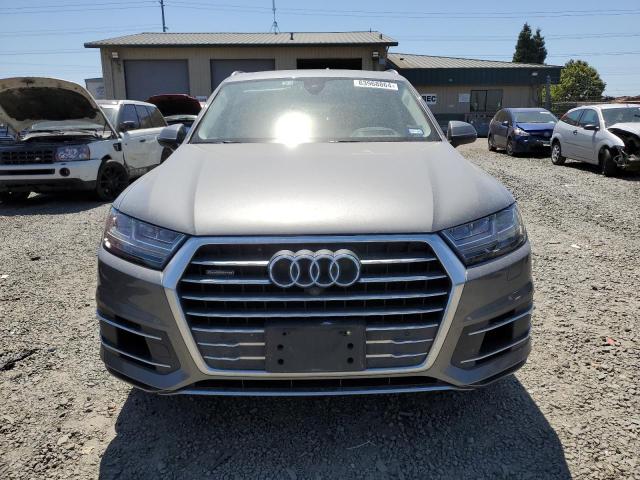 VIN WA1VAAF7XHD023331 2017 Audi Q7, Prestige no.5