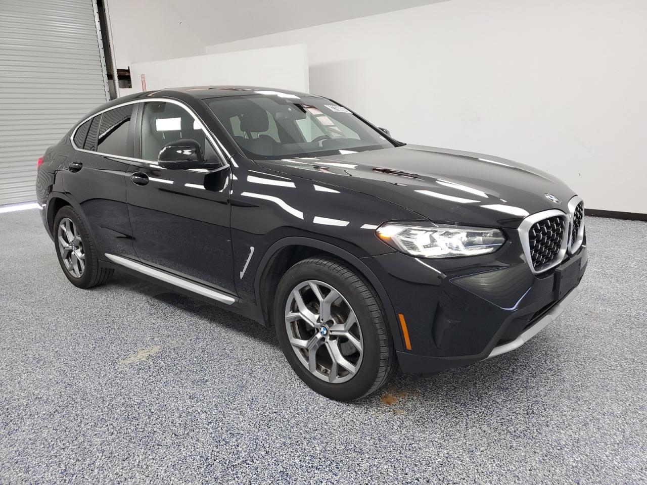 2024 BMW X4 xDrive30I vin: 5UX33DT09R9V03542