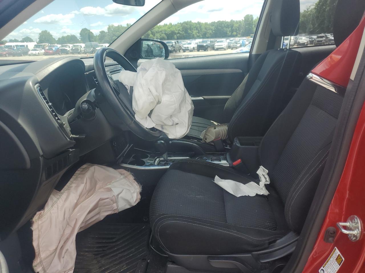 JA4AD2A38HZ054712 2021 Mitsubishi Outlander Es