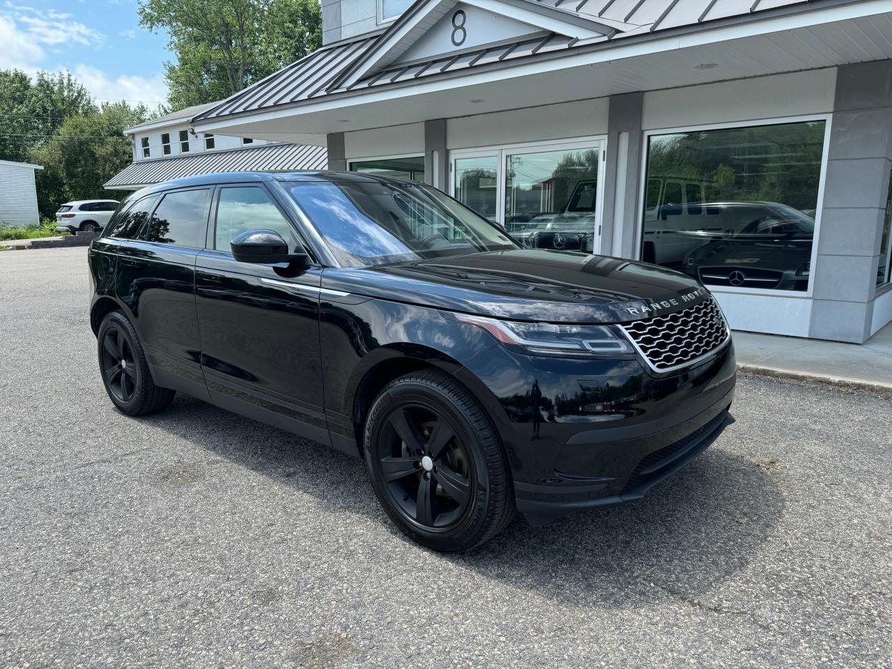 2018 Land Rover Range Rover Velar S vin: SALYB2RN9JA744630