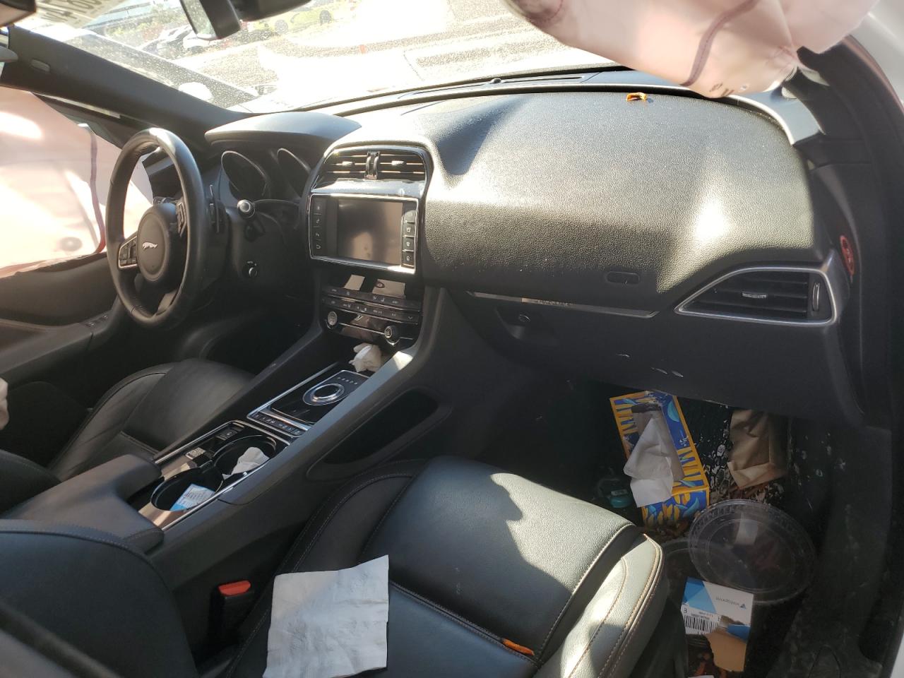 SADCK2BV3HA494960 2017 Jaguar F-Pace Prestige