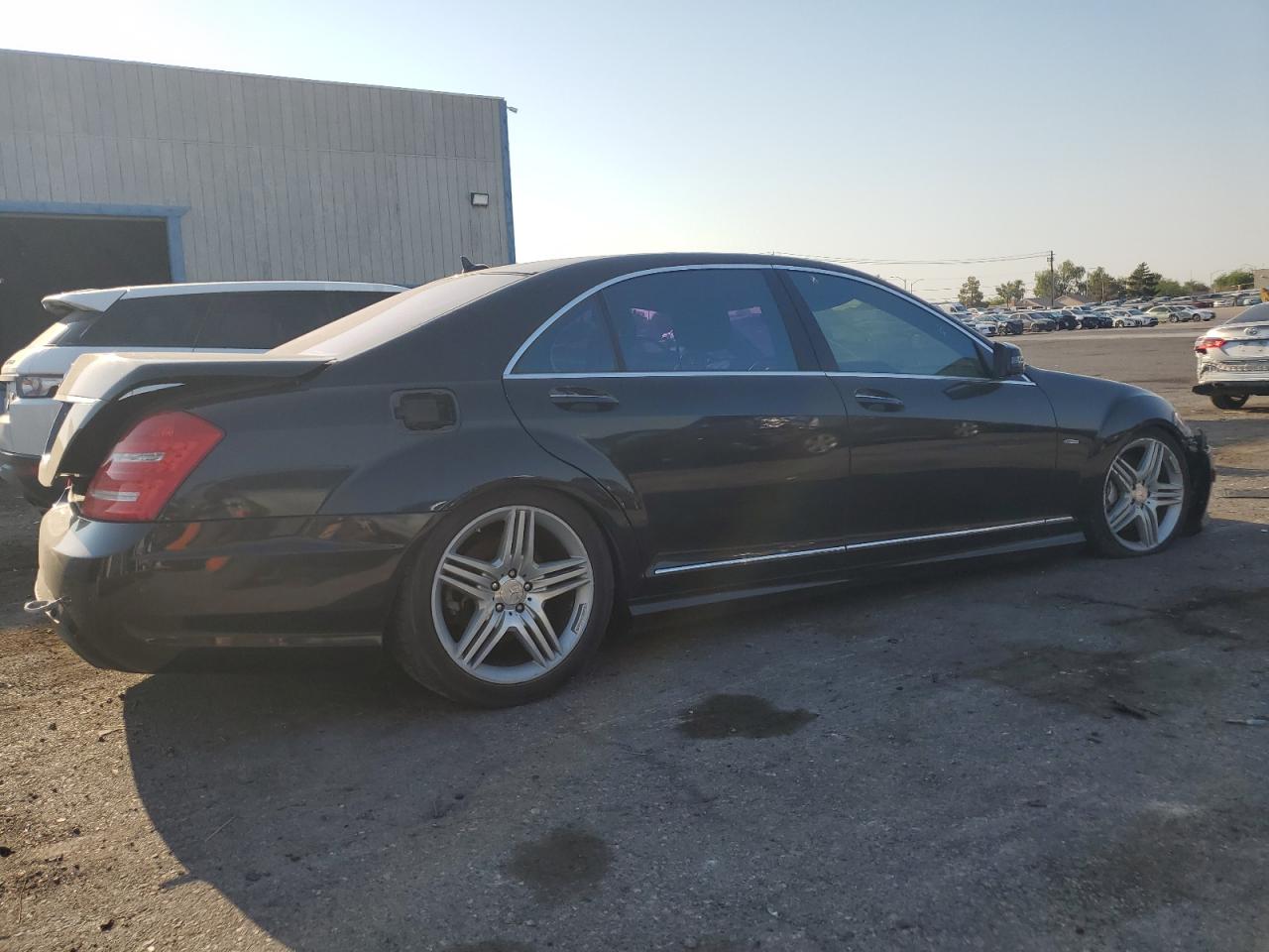 2012 Mercedes-Benz S 550 vin: WDDNG7DB4CA443407