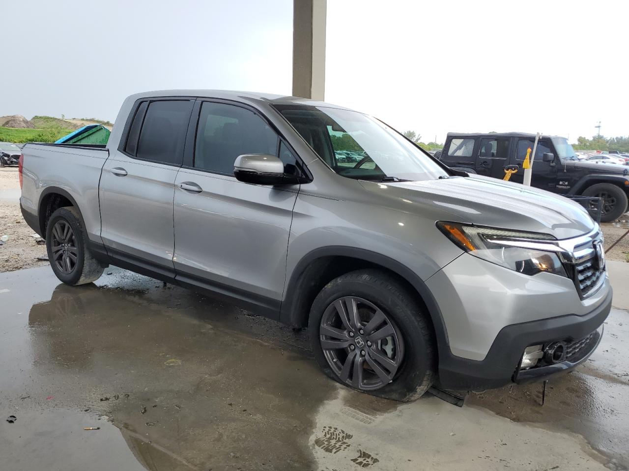 2019 Honda Ridgeline Sport vin: 5FPYK2F19KB002429