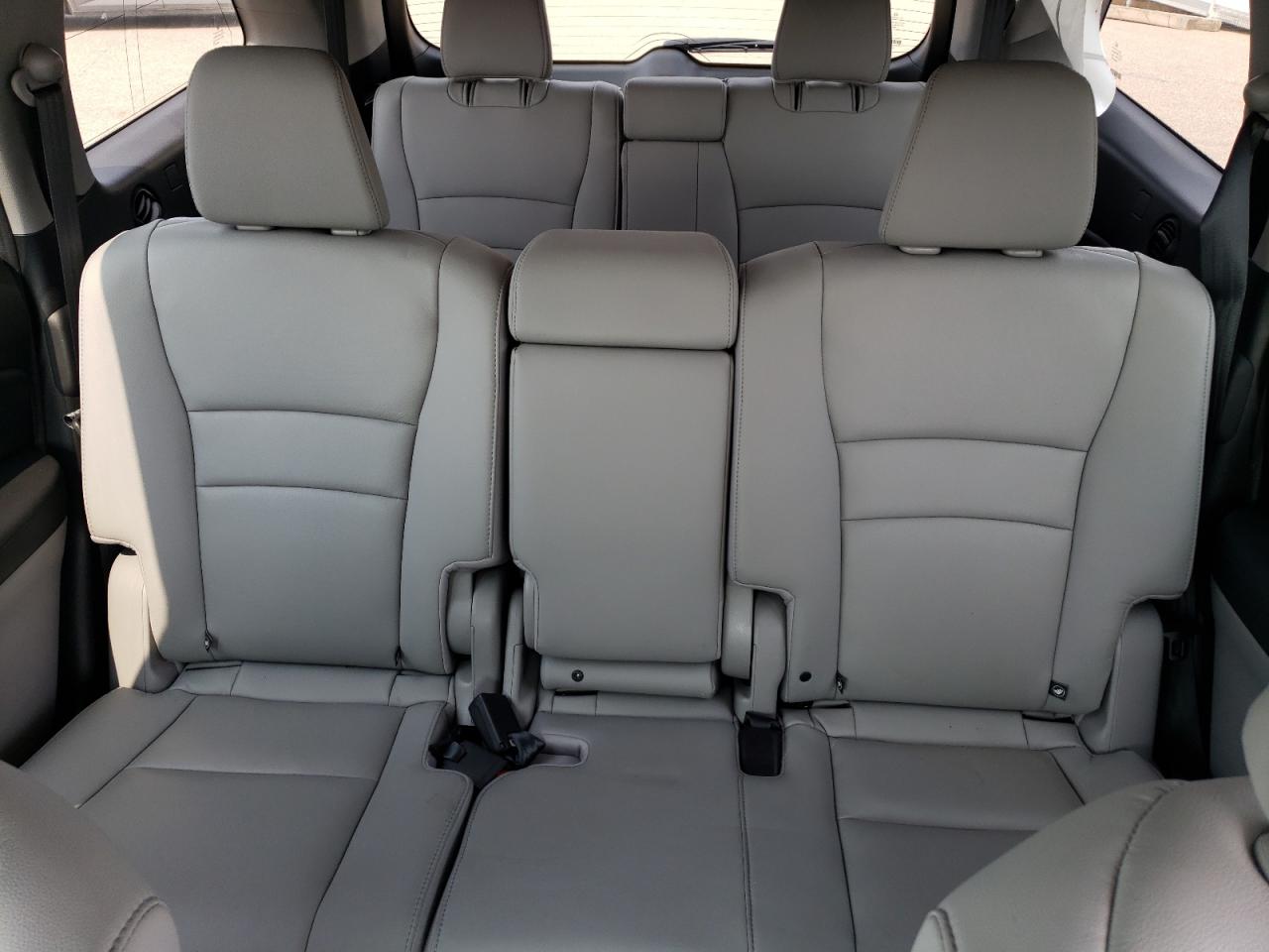 5FNYF6H56JB014556 2018 Honda Pilot Exl