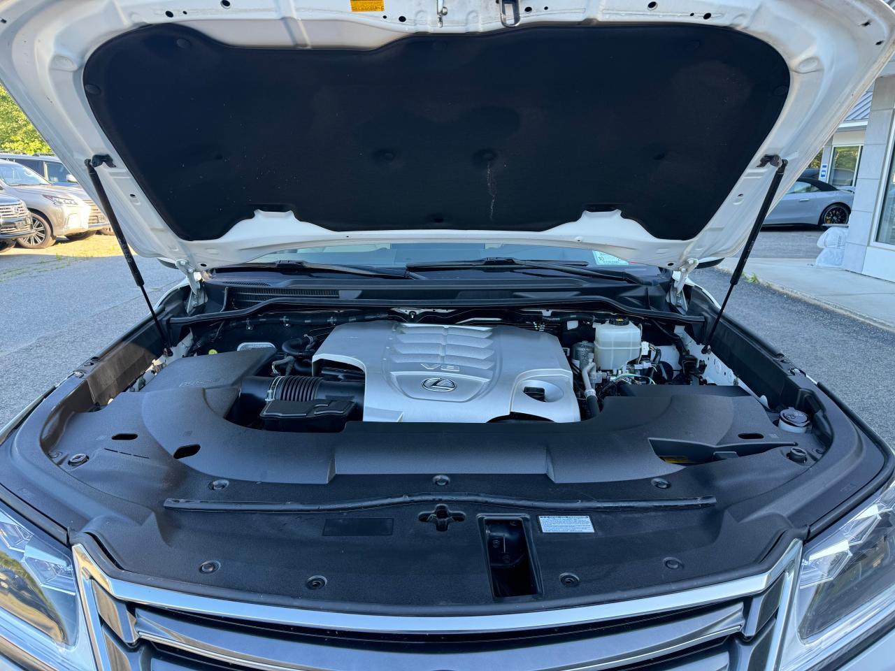 JTJDY7AX6L4316625 2020 Lexus Lx 570