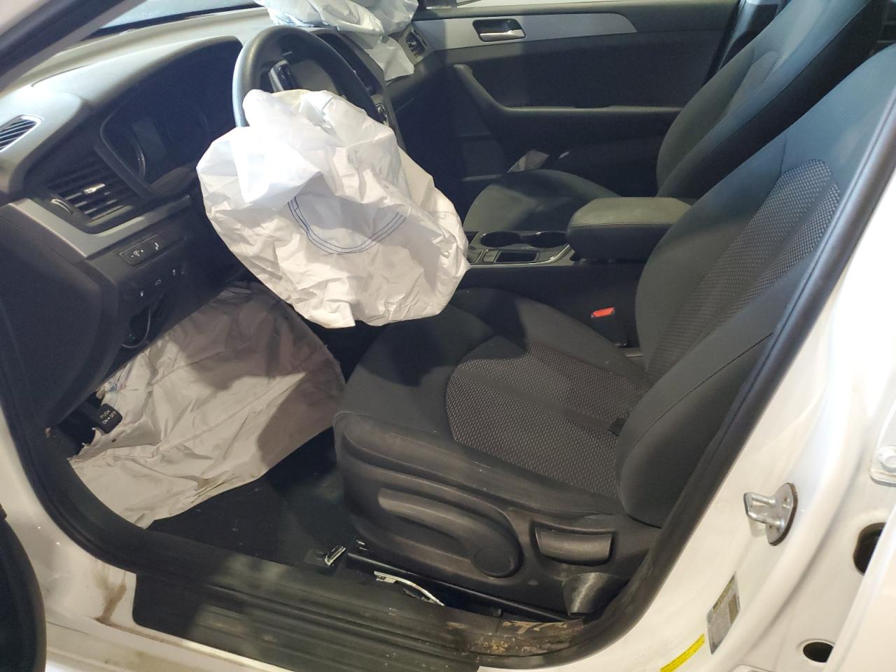 5NPE24AF7KH776075 2019 Hyundai Sonata Se