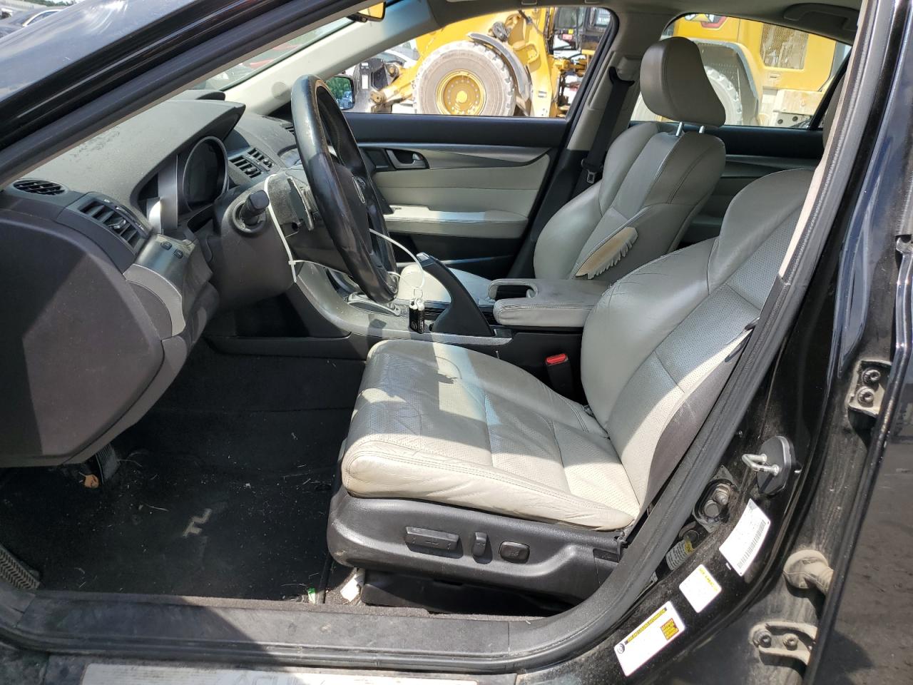 19UUA9F53AA003266 2010 Acura Tl