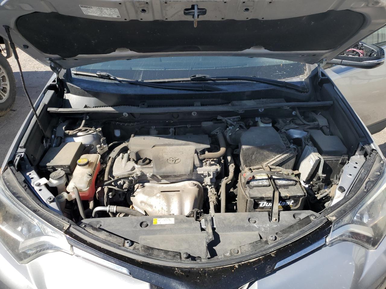 2T3RFREV0HW589444 2017 Toyota Rav4 Xle