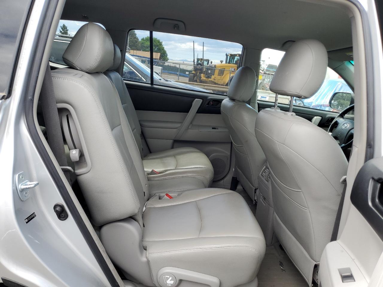 JTEES41A182043143 2008 Toyota Highlander