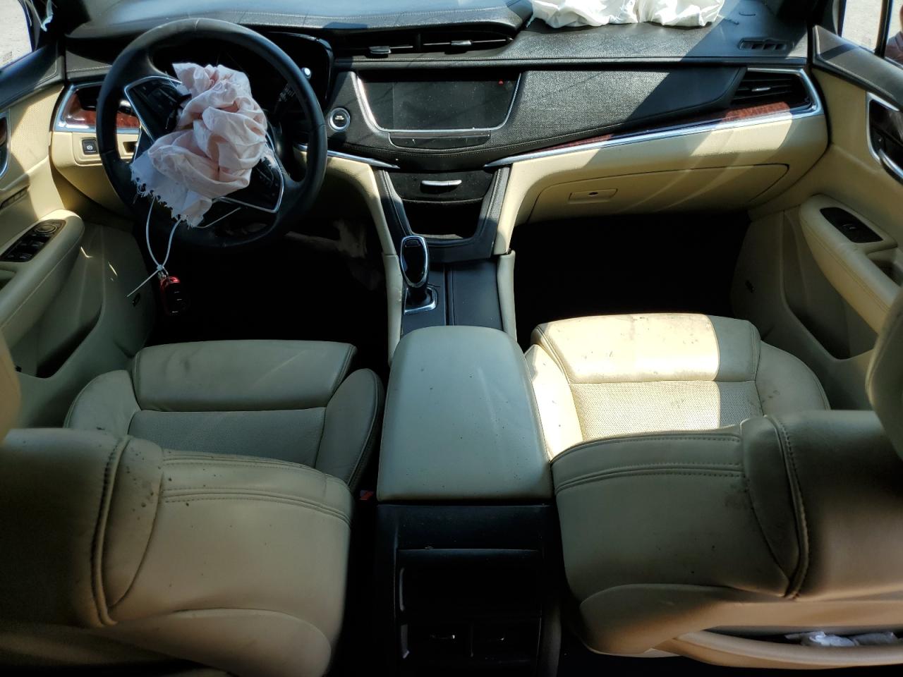 1GYKNBRS9HZ281162 2017 Cadillac Xt5 Luxury