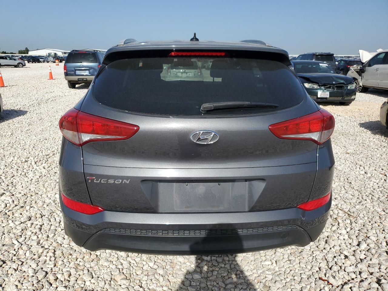 KM8J33A44HU487590 2017 Hyundai Tucson Limited