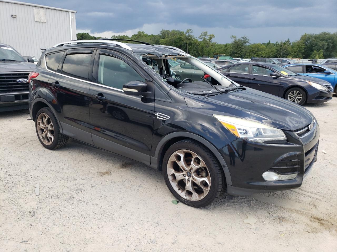 1FMCU0J90DUB36542 2013 Ford Escape Titanium