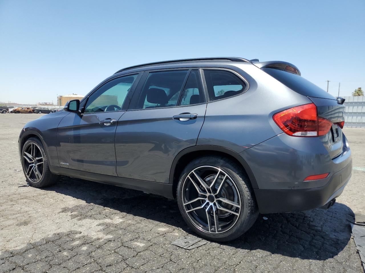 2015 BMW X1 xDrive28I vin: WBAVL1C57FVY39467