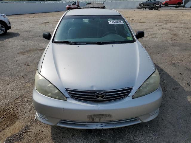 2005 Toyota Camry Le VIN: 4T1BE32K25U015802 Lot: 62475034