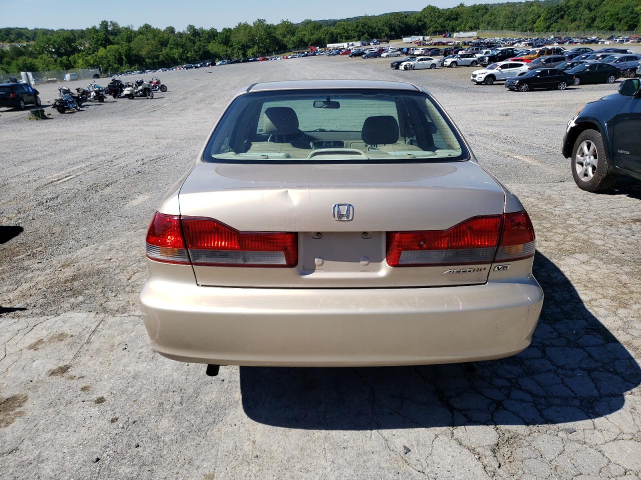 1HGCG16511A084375 2001 Honda Accord Ex