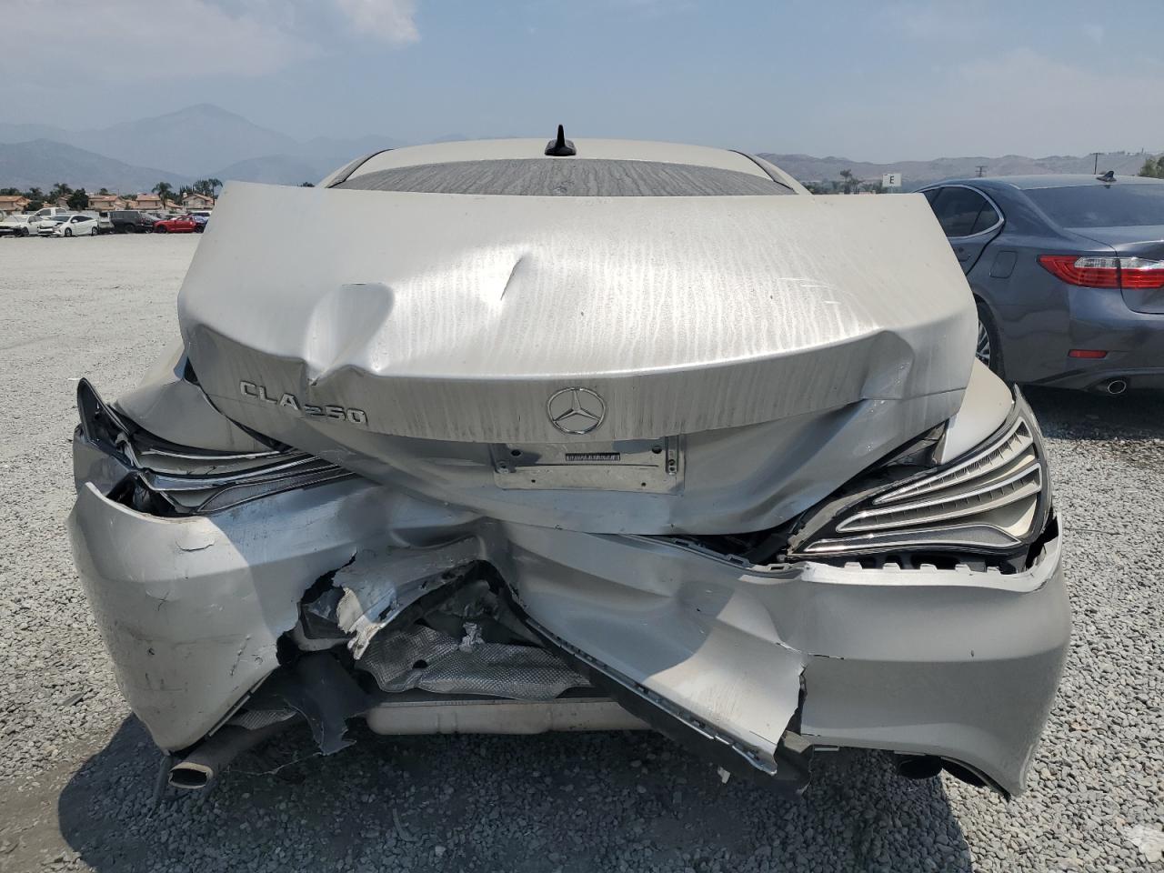 WDDSJ4EB5JN510264 2018 Mercedes-Benz Cla 250