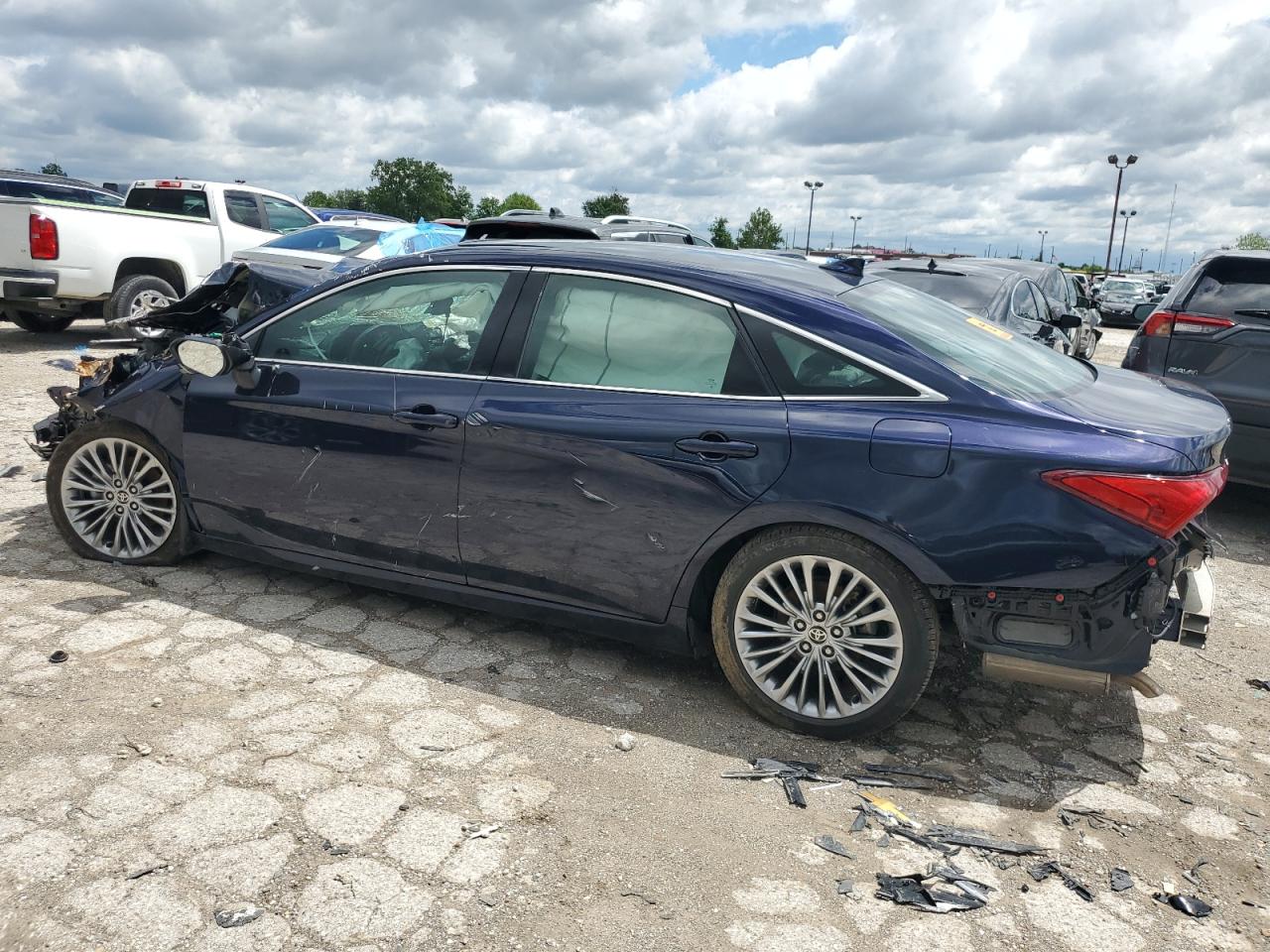 2022 Toyota Avalon Limited vin: 4T1DA1AB3NU013745