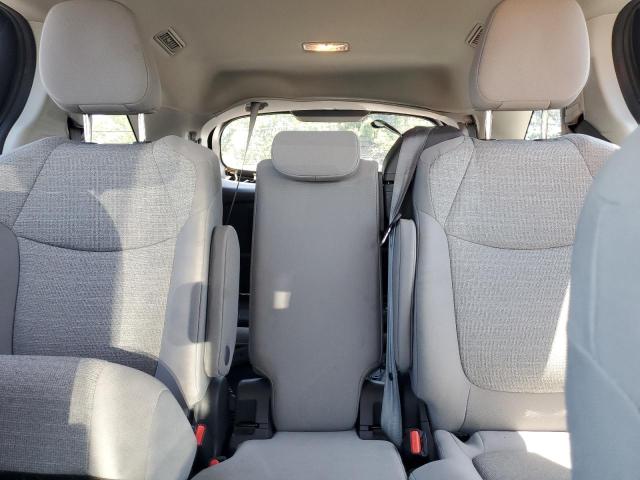 2022 TOYOTA SIENNA LE - 5TDKRKEC5NS107241