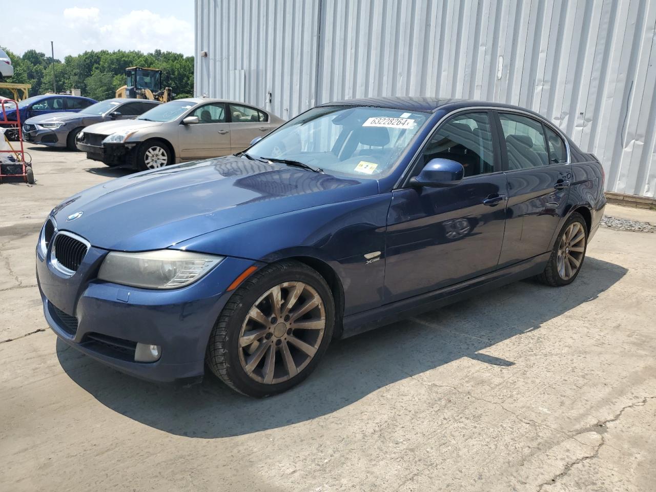 WBAPK5C54BF127005 2011 BMW 328 Xi Sulev