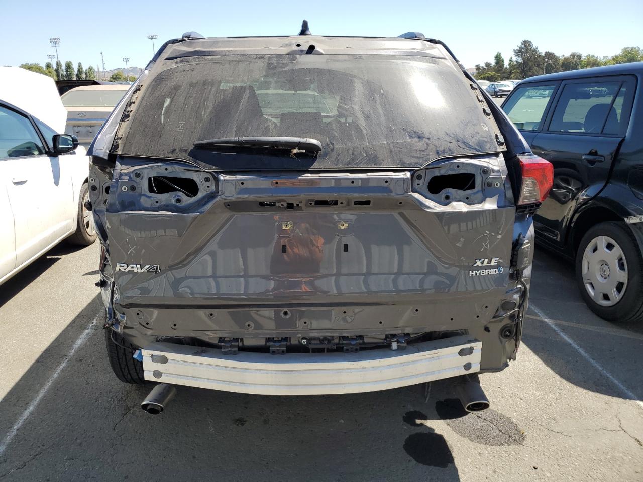 JTMRWRFV4MD116958 2021 Toyota Rav4 Xle