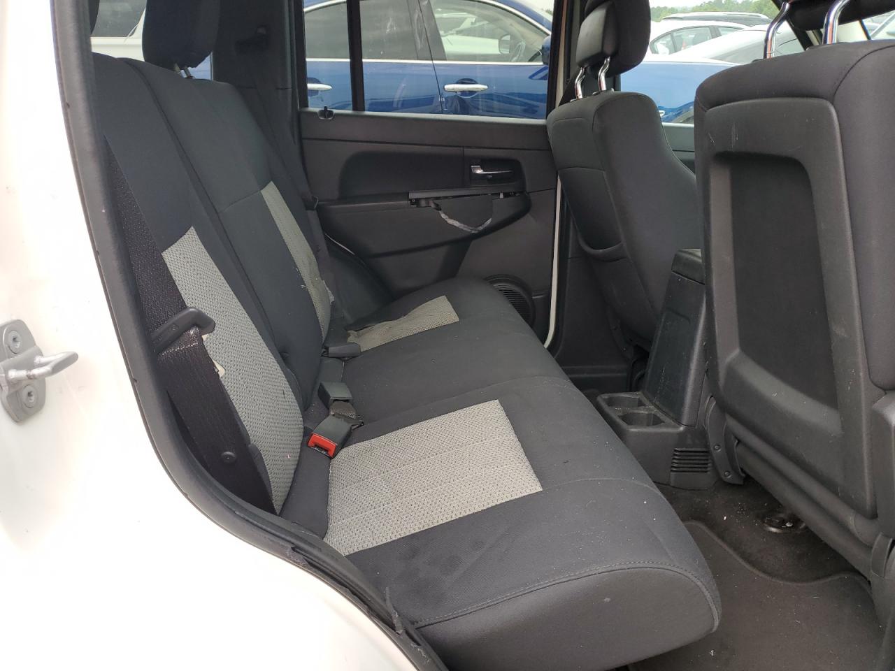 1j4pn2gk3aw138563 1J4PN2GK3AW138563 2010 Jeep Liberty Sport