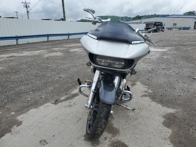 2019 HARLEY-DAVIDSON FLTRXSE 1HD1TCL11KB958474