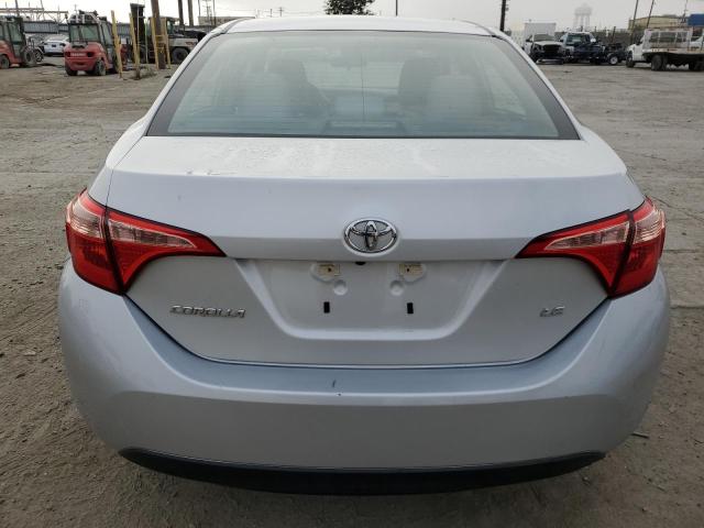 2018 Toyota Corolla L VIN: 5YFBURHE1JP829085 Lot: 61756784