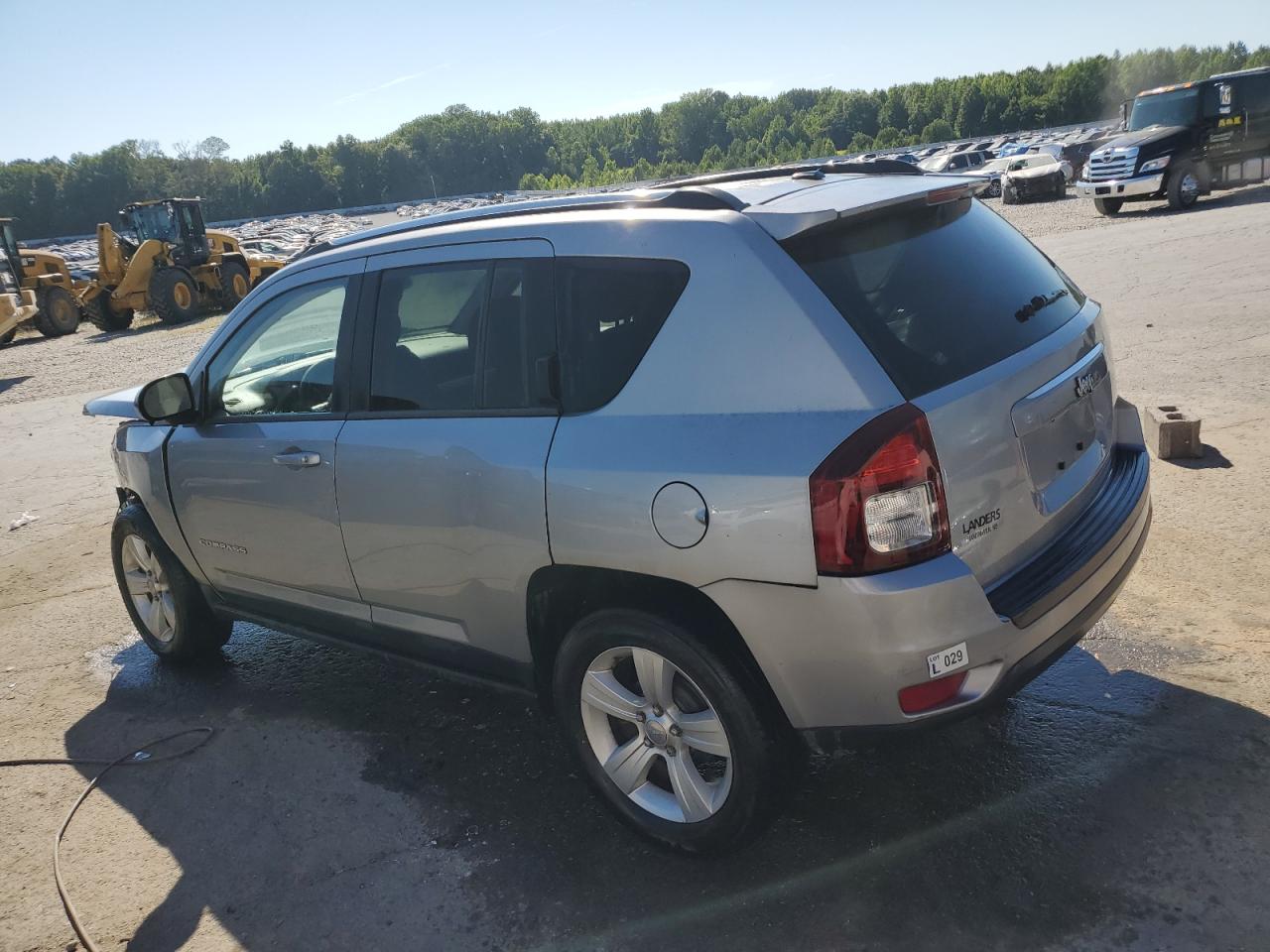 2015 Jeep Compass Sport vin: 1C4NJCBBXFD171343