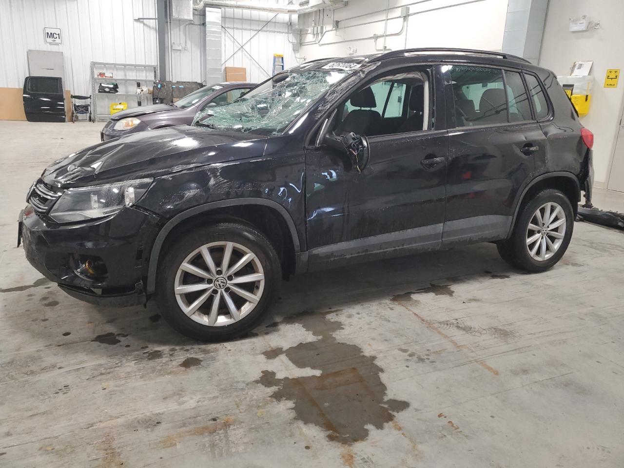 WVGJV7AXXGW610954 2016 Volkswagen Tiguan Comfortline