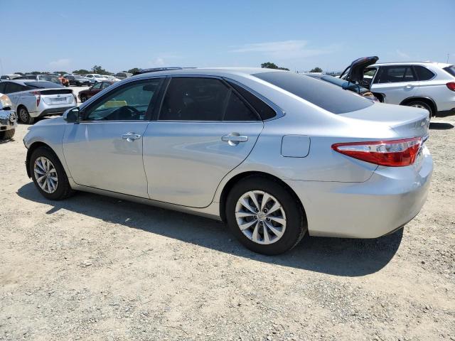 VIN 4T4BF1FK7GR523820 2016 Toyota Camry, LE no.2