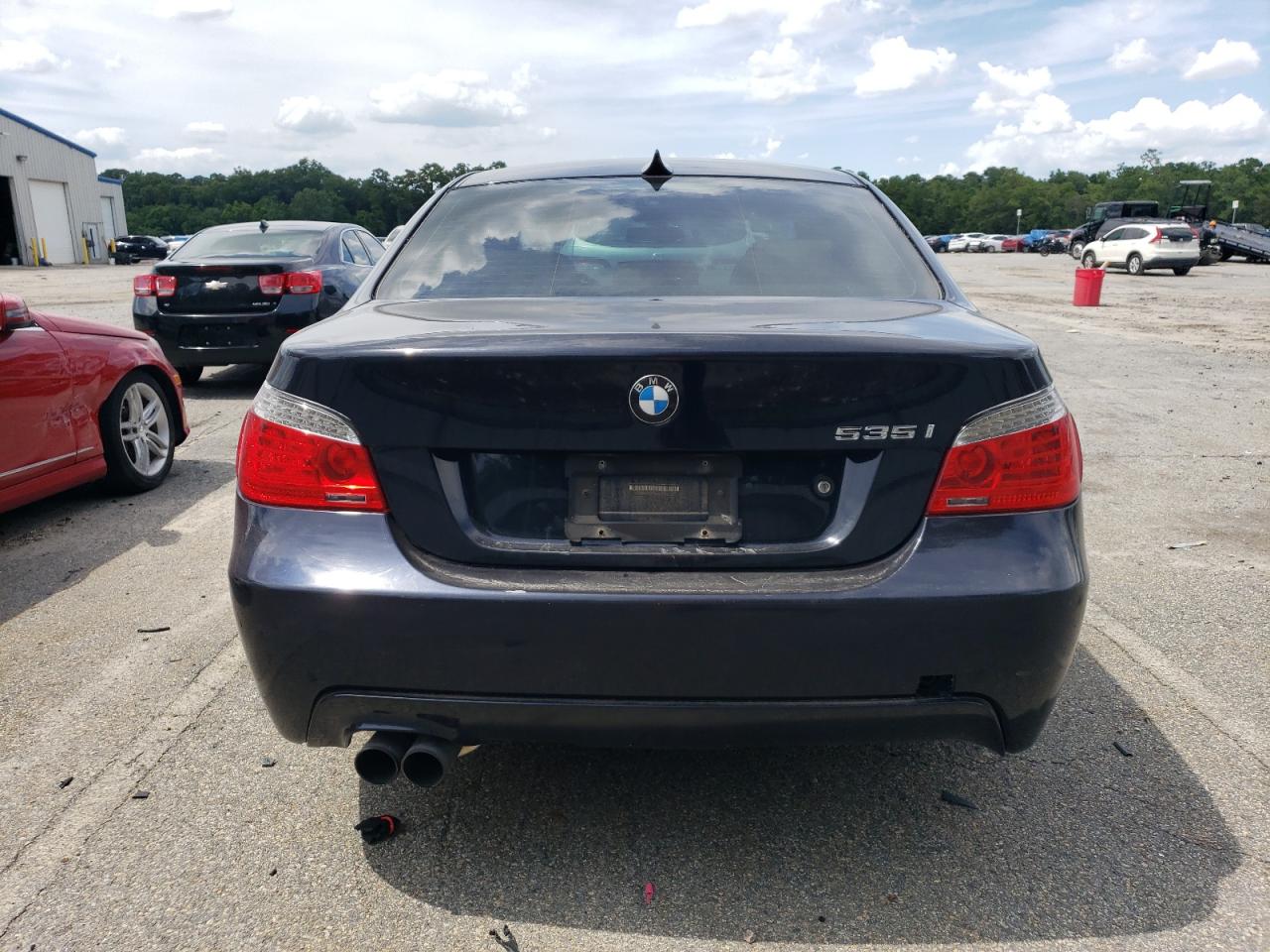 WBANV9C50AC137617 2010 BMW 535 Xi