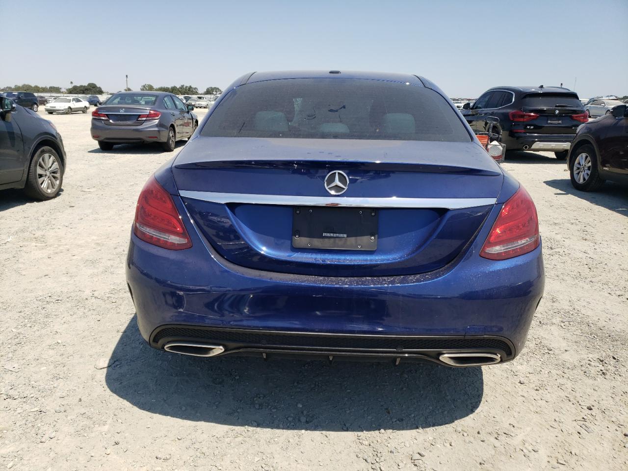 55SWF4JB0JU239419 2018 Mercedes-Benz C 300