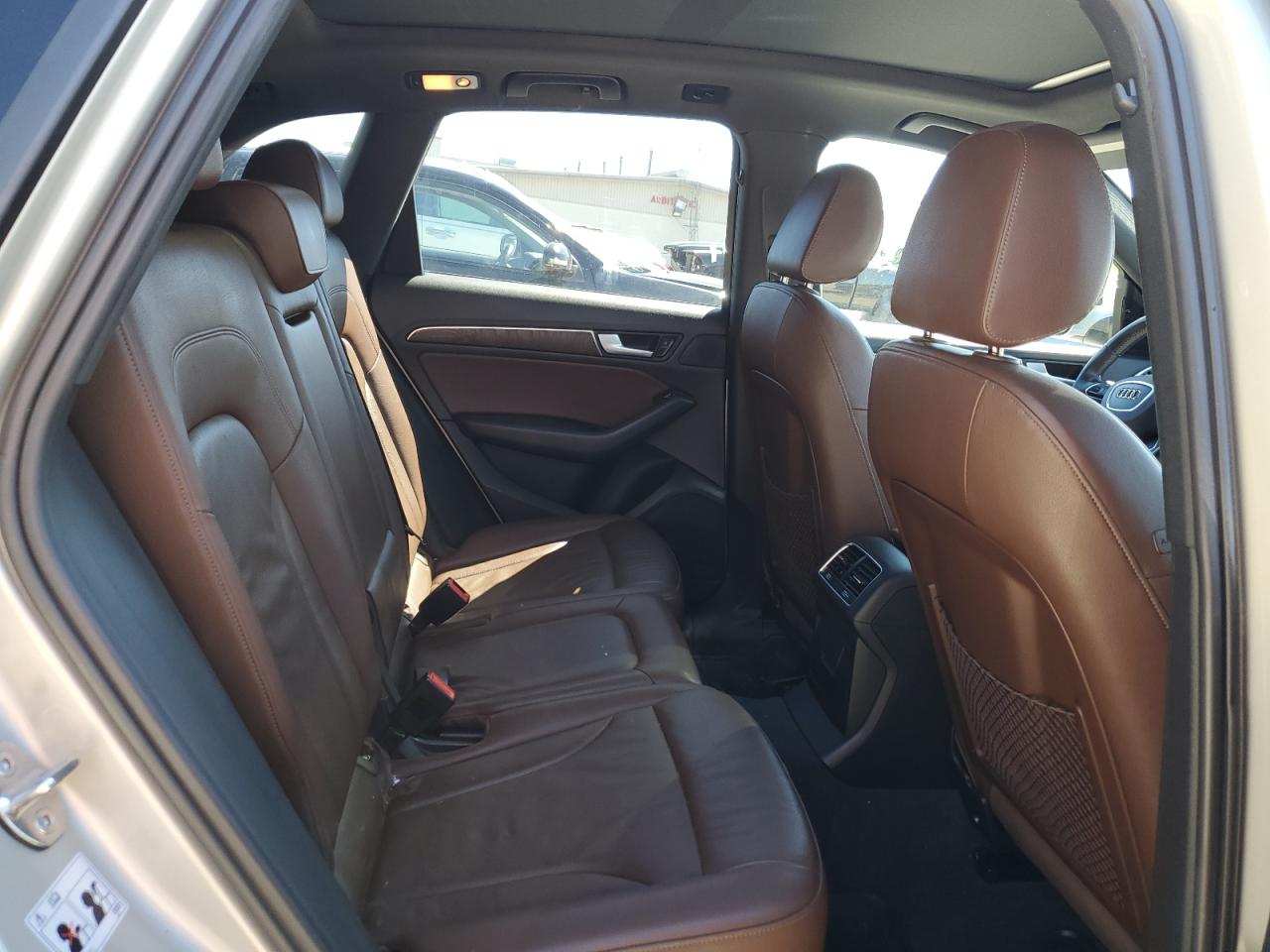 WA1LFAFP7EA090264 2014 Audi Q5 Premium Plus