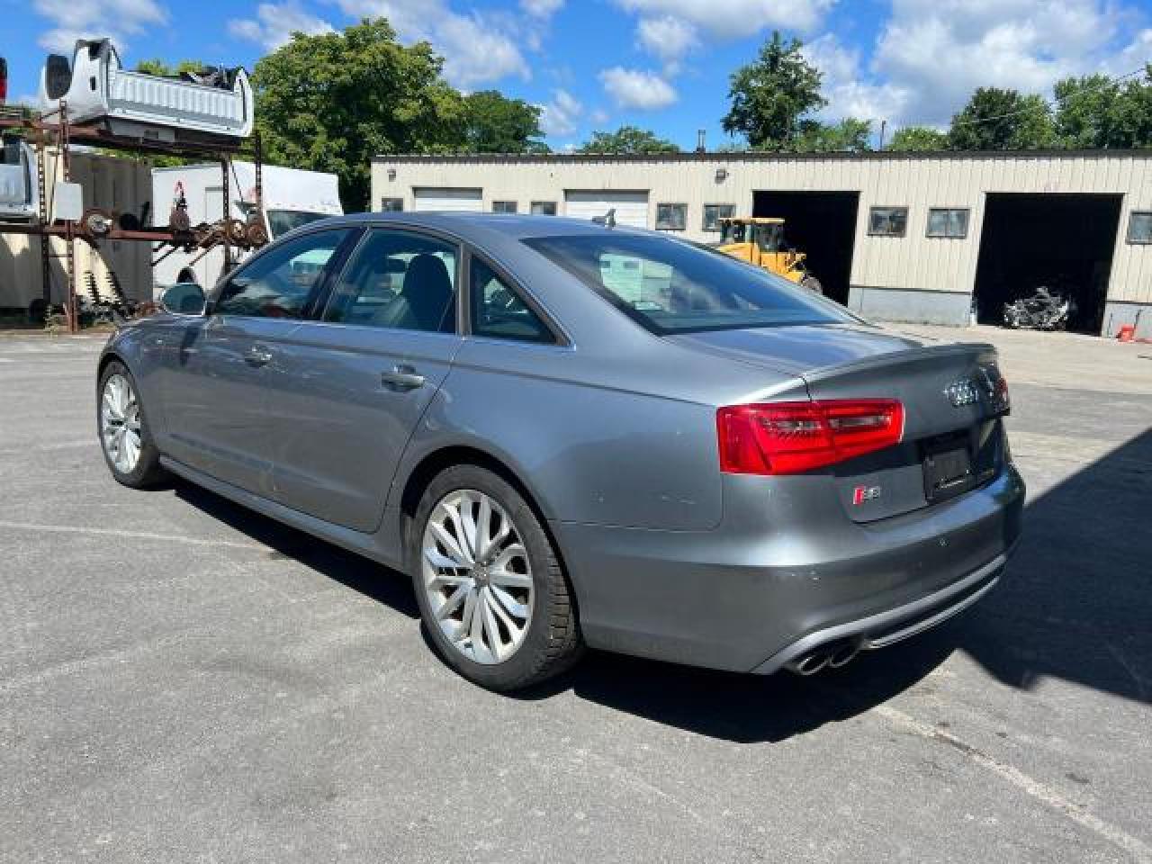 WAUJ2AFC2DN041452 2013 Audi S6