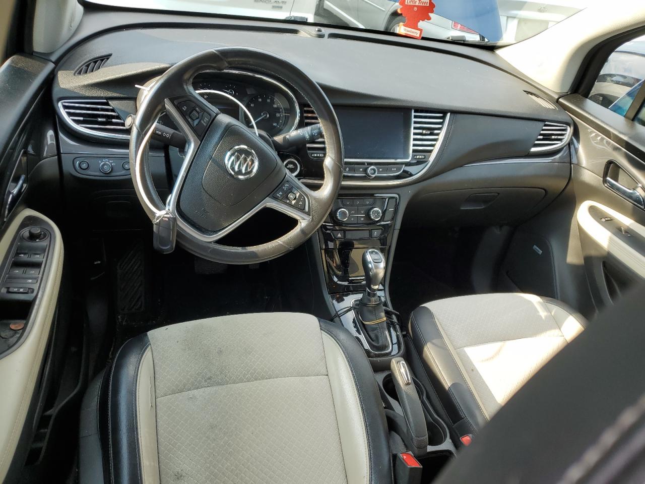 KL4CJ2SB3LB019228 2020 Buick Encore Sport Touring