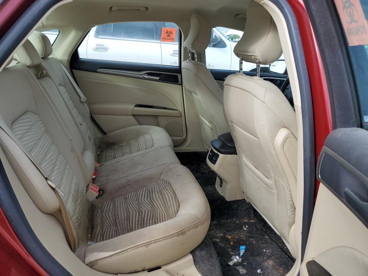 3FA6P0H72GR360717 2016 Ford Fusion Se