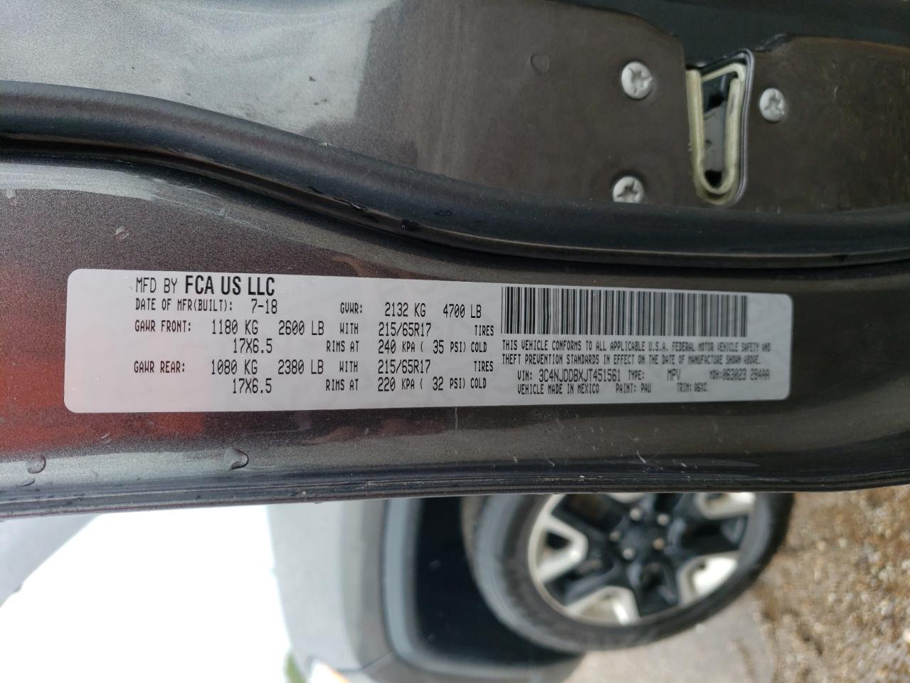 3C4NJDDBXJT451561 2018 Jeep Compass Trailhawk